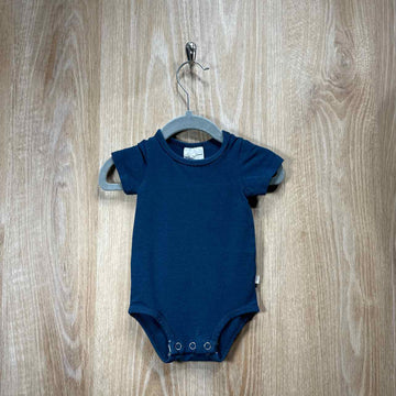 Jax and Lennon Child Size 0-6m Sample Sale